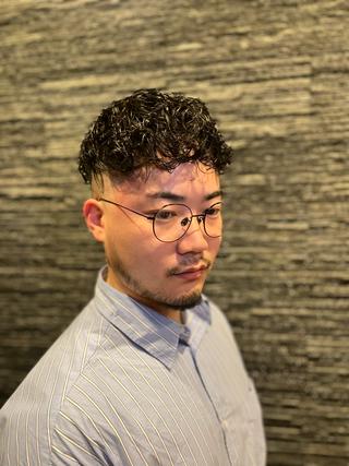 パーマ メンズ ヒロ銀座川崎 志田健介のヘアスタイル