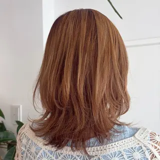 ミディアム 暖色カラー/レイヤー スタイル みはる🌙のヘアスタイル