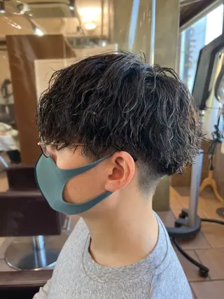 ミディアム パーマ メンズ メンズカットパーマ ✂️ JOYAのヘアスタイル