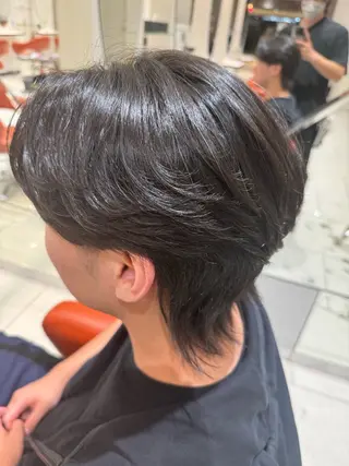 ショート メンズ バレイヤージュ＆ 高発色カラー／市川のヘアスタイル
