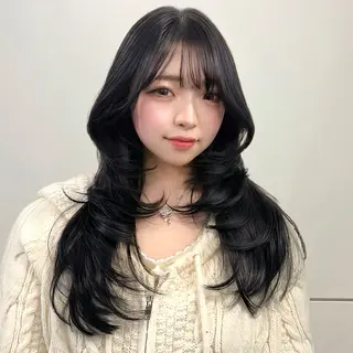 ロング 新宿/レイヤーカット 髪質改善/小顔見せのヘアスタイル