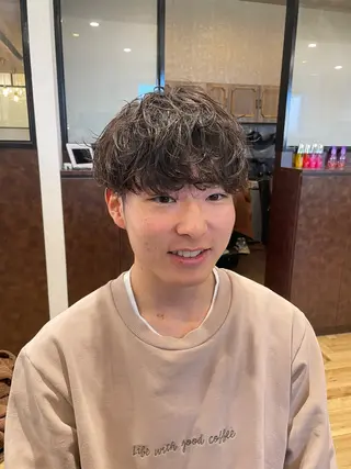 ショート 小島 陽成のヘアスタイル