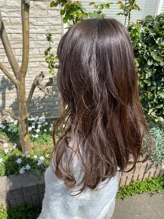 ロング 永沼 真依のヘアスタイル