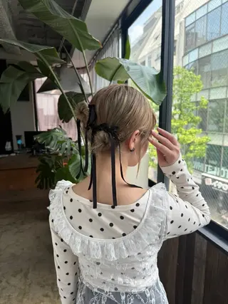 ミディアム ヘアアレンジ 志柿 虹花のヘアスタイル