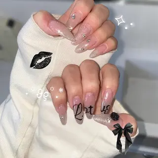 ネイル cocoro 🖤 Bianca/練馬のネイルデザイン