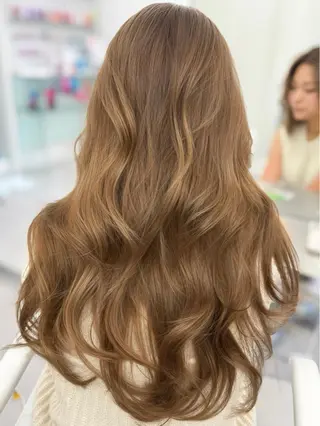 ロング カラー 顔まわりの神様✨ 透明感カラー藤嶋秀幸のヘアスタイル