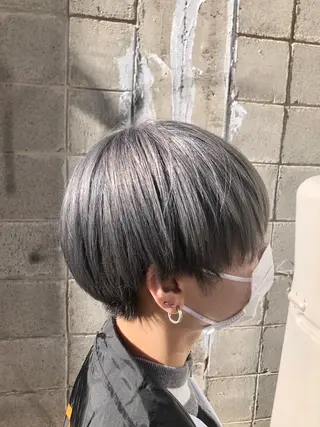 カラー 最高級エクステ /羽エクステ白石宇由のヘアスタイル