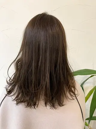 ミディアム カラー 樋野 亮のヘアスタイル