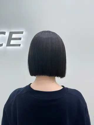 ショート カラー ヘアアレンジ 縮毛矯正🤍 ボブ/ HIKARIのヘアスタイル