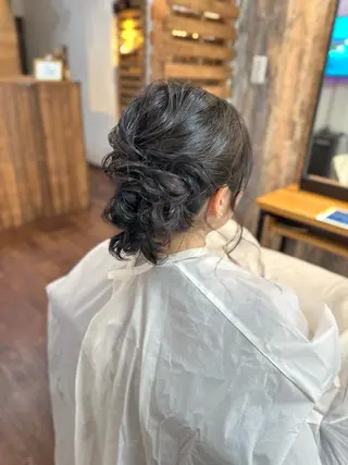 セミロング ヘアアレンジ Luzir⭐︎ GEN⭐︎のヘアスタイル