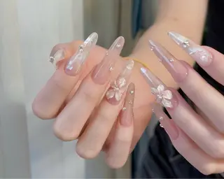 ネイル Luvia Ginzaのネイルデザイン
