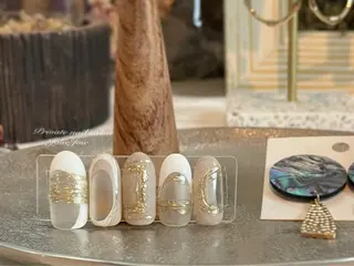 ネイル Jolie Joieの眉毛・アイブロウイメージ