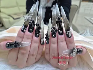 ネイル UMI ネイルサロン新宿🎀のネイルデザイン