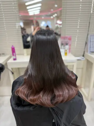 セミロング カラー ヘアアレンジ 🌈くれは🎨デザイ ン🌟ダメージレスのヘアスタイル