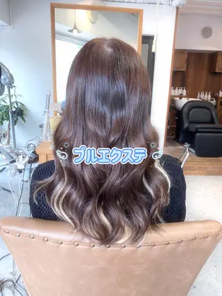 ロング SA YAKAのヘアスタイル