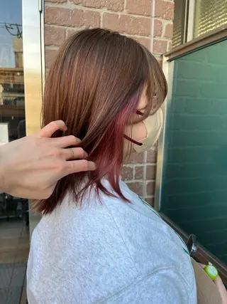 セミロング カラー パーマ ヘアアレンジ メンズ キッズ ネイル マツエク・マツパ アイブロウ 久木原 ゆりのヘアスタイル