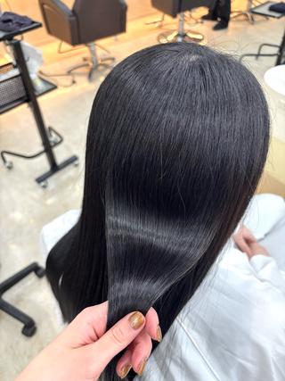 ロング 若月 七海のヘアスタイル