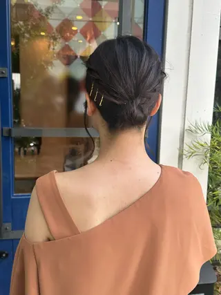 ミディアム ヘアアレンジ 山之内匠/艶カラー/ ハイトーン/ブリーチのヘアスタイル