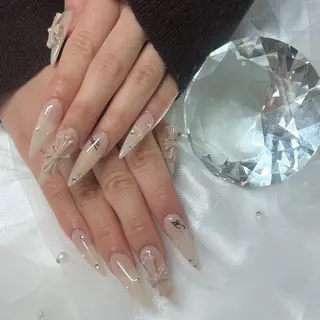 ネイル Takeuchi Amiのネイルデザイン