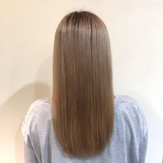 ロング カラー 立山 綾華のヘアスタイル
