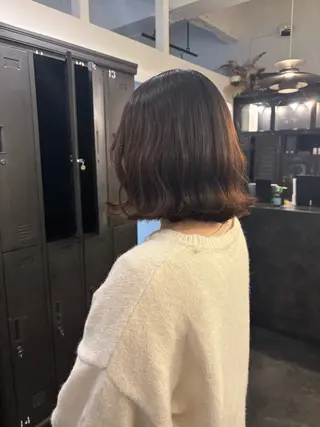 ショート ボブ・カラー 琴音のヘアスタイル