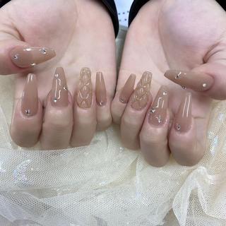 ネイル Queens テイのネイルデザイン