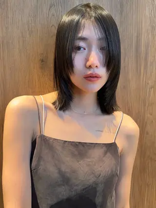 カラー K-two谷町🪿 hinaのヘアスタイル