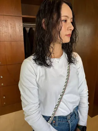 ミディアム パーマ 小澤大輔 YOLO hairのヘアスタイル