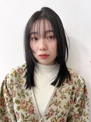 ミディアム 櫻間 彩心のヘアスタイル