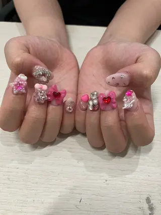 ネイル YURALINA sakiのネイルデザイン