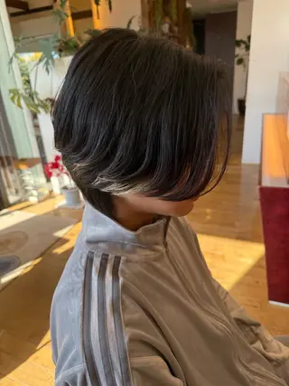 ショート パーマ 中農 有梨恵のヘアスタイル