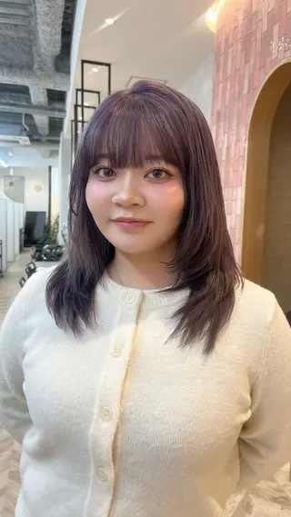 セミロング カラー 柔らかい艶暖色 レイヤー🫧姫汝のヘアスタイル