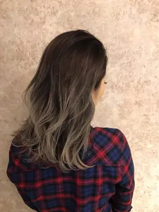 カラー 夜23時まで予約🉑 reverieあきらのヘアスタイル