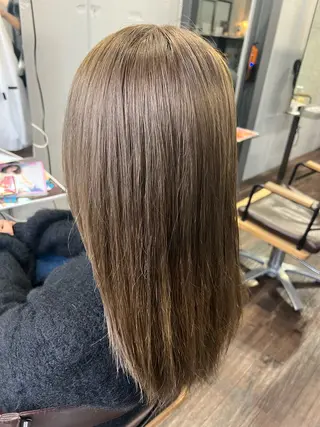 ロング カラー terra🌈大久保 睦美のヘアスタイル