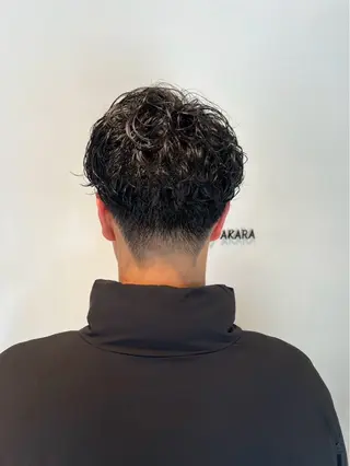 パーマ メンズ trife美容師 KAZUMIのヘアスタイル