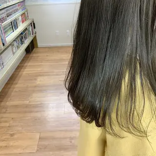 セミロング カラー 🌱小顔魅せショート 髪質改善カラー/泉綺のヘアスタイル