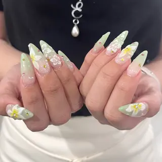 ネイル 🧁fein. nana🩵のネイルデザイン