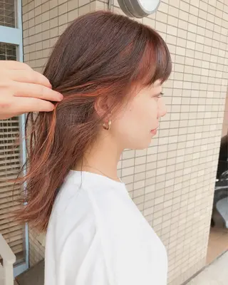 セミロング カラー 森安 華楠のヘアスタイル