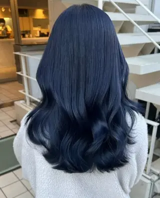 セミロング カラー ハイトーン/ブリーチ 💙みずき💙のヘアスタイル