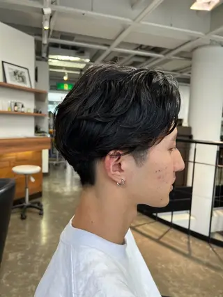 ミディアム パーマ 穴井 蒼陽のヘアスタイル