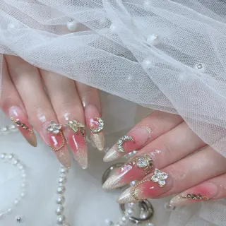 ネイル Chiin Nailのネイルデザイン