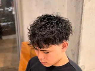 パーマ メンズ 藪野 悠のヘアスタイル
