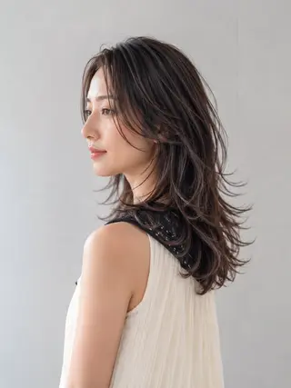 セミロング カラー パーマ 艶髪/髪質改善/ レイヤー/鈴木慎一のヘアスタイル
