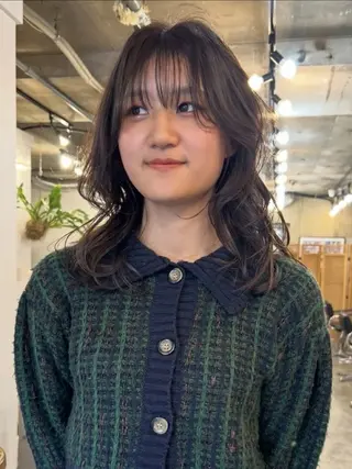 セミロング momona english okのヘアスタイル