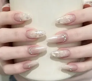 ネイル エリ🫧 nail池袋東口のネイルデザイン