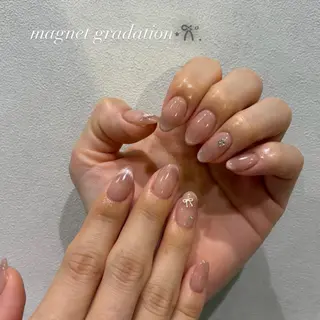 ネイル 𝑟𝑖𝑠𝑎 🕯‎🤍のネイルデザイン