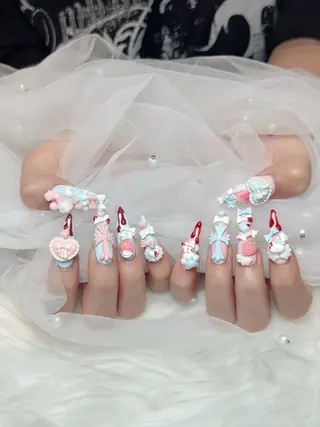 ネイル Eli Muse 新宿ネイルのネイルデザイン