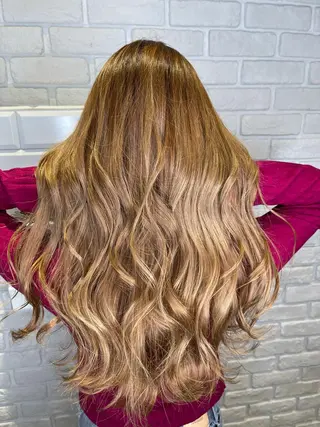 ロング Assemble YUYAのヘアスタイル