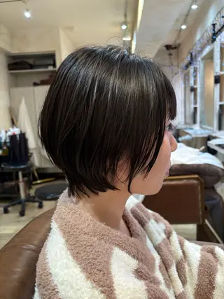 ショート Keita 白髪ぼかしのヘアスタイル