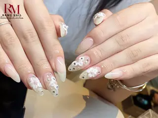 ネイル Emmy Chanのネイルデザイン